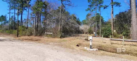 5380 Bayliss Dr, Theodore, AL 36582
