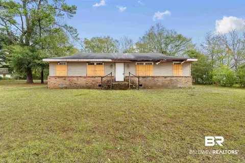 5023 W Santos Dr, Mobile, AL 36619