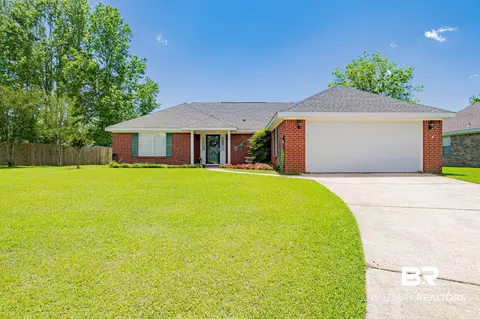 508 Glenwood Cir, Foley, AL 36535