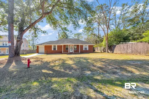 11252 Lark Ave, Fairhope, AL 36532