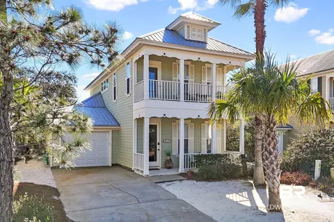 9328 Lorrain Ct, Gulf Shores, AL 36542