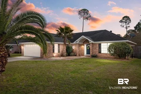 22646 Black Bear Ln, Orange Beach, AL 36561