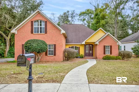 939 Whittier St, Fairhope, AL 36532