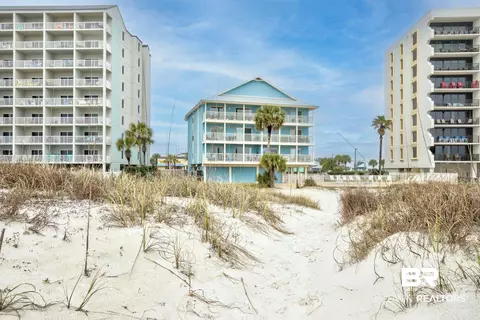 417 W Beach Blvd #105, Gulf Shores, AL 36542