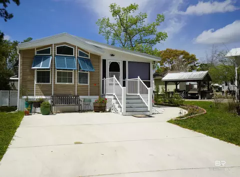 24711 County Road 20 #B9, Elberta, AL 36530
