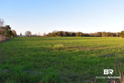 20 Us Highway 98, Fairhope, AL 36532