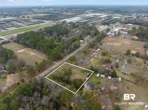 9150 N Northfield Rd, Semmes, AL 36575