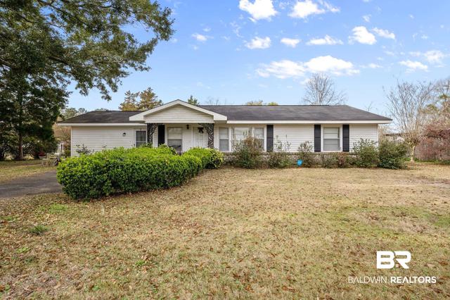 1601 Mcmillan Ave, Bay Minette, AL 36507