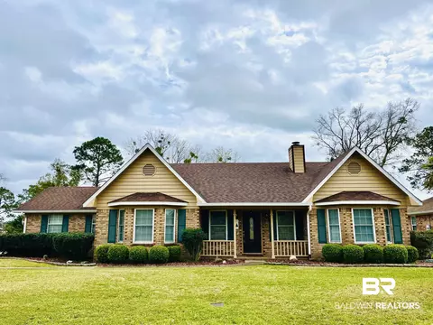 9490 Clubhouse Dr, Foley, AL 36535