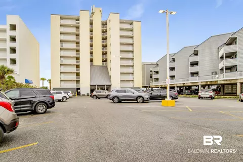 327 E Beach Blvd, Gulf Shores, AL 36542