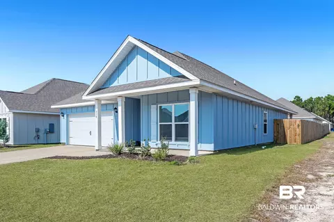 378 Gemini St, Gulf Shores, AL 36542