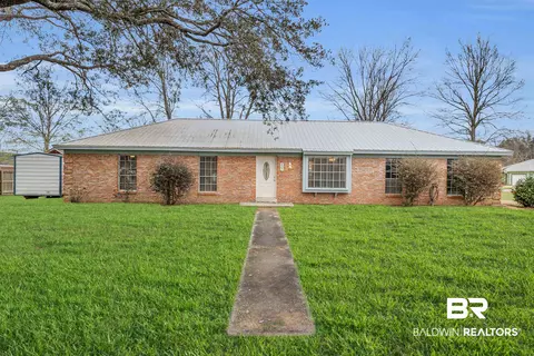 407 E Lawson Ave, Foley, AL 36535