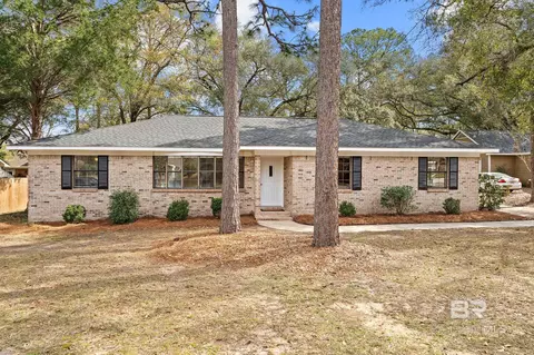 117 Wild Oak Dr, Daphne, AL 36526