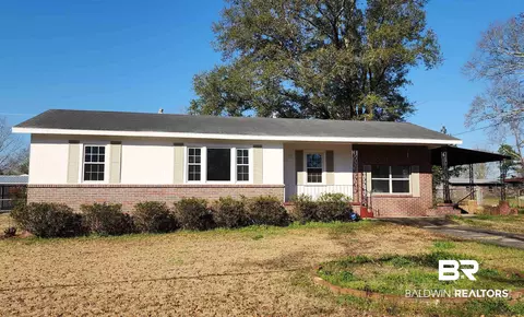242 Van Hoosen Rd, Flomaton, AL 36441