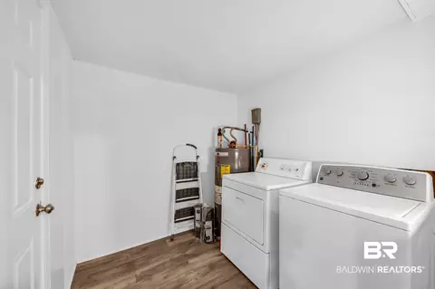 160 Park Dr, Mobile, AL 36606 photo 14