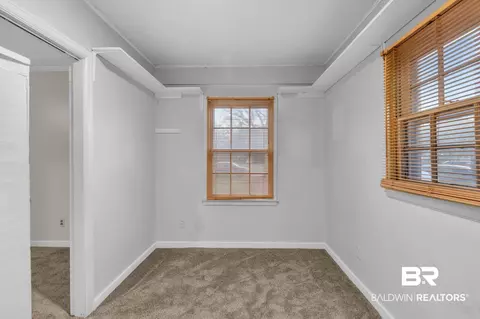 160 Park Dr, Mobile, AL 36606 photo 4
