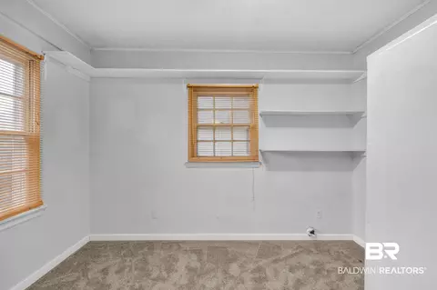160 Park Dr, Mobile, AL 36606 photo 5