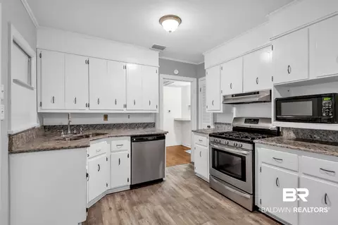 160 Park Dr, Mobile, AL 36606 photo 10