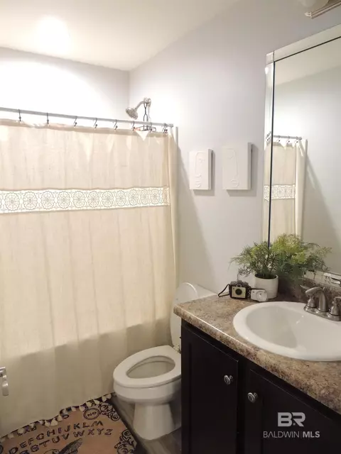 Bath - 9024 Brookside Ln, Daphne, AL 36526 photo 1 of 3