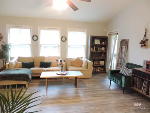 Living - 9024 Brookside Ln, Daphne, AL 36526 photo 1 of 6