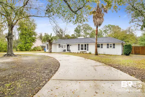 2178 Garden Park Ter, Gulf Shores, AL 36542
