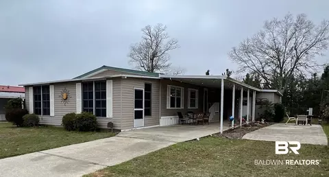 1187 Ridgewood Dr, Lillian, AL 36549
