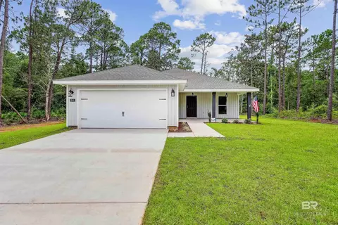 185 Stephens Ct, Atmore, AL 36502