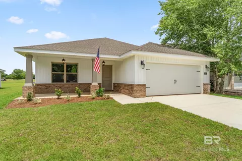 195 Stephens Ct, Atmore, AL 36502