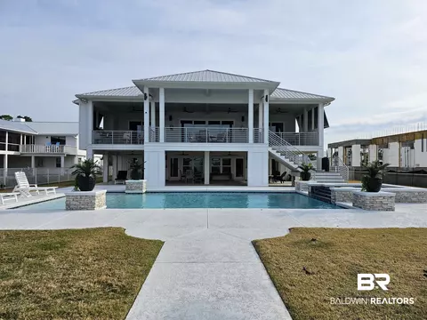 4661 Burkart Ln, Orange Beach, AL 36561