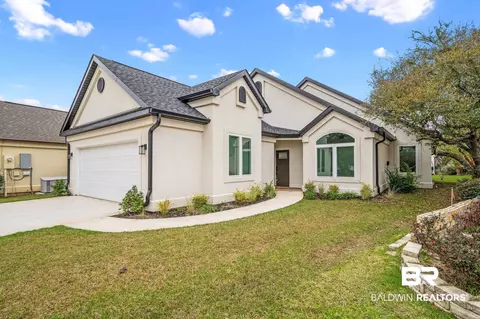 616 Saint Andrews Dr, Gulf Shores, AL 36542