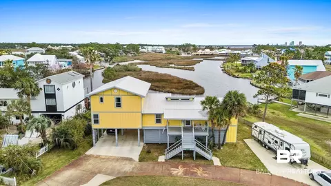 210 Sunrise Dr, Gulf Shores, AL 36542