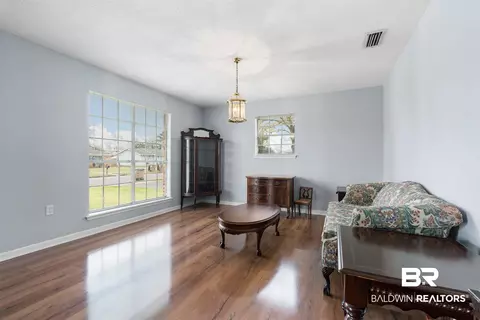 6304 N Christopher Dr, Mobile, AL 36609 photo 14