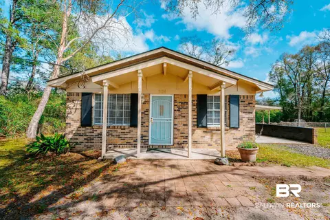 304 Sasser Dr, Eight Mile, AL 36613