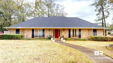 4050 S Westmoreland Dr, Mobile, AL 36609