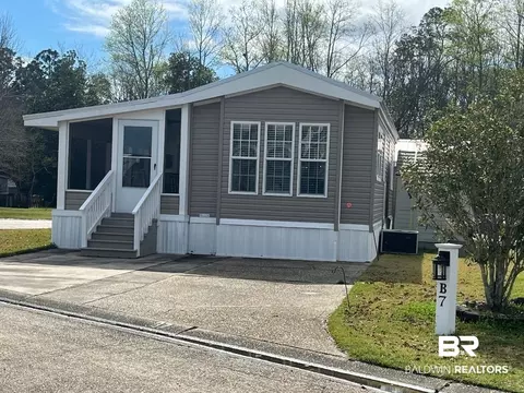 24711 County Road 20 #B7, Elberta, AL 36530