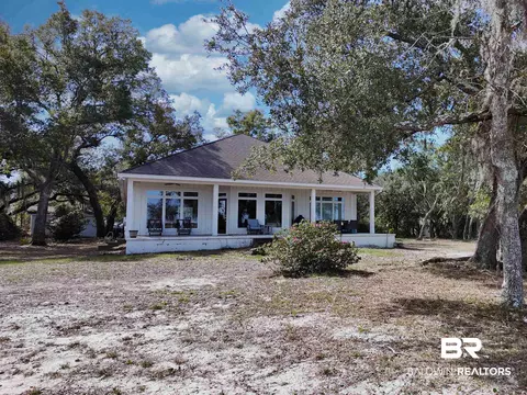 28675 Sampson Ave, Orange Beach, AL 36561