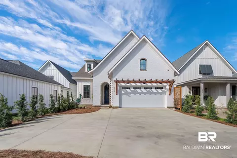 6322 Battles Rd, Fairhope, AL 36532