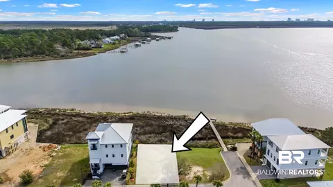 3852 Lafitte Blvd, Gulf Shores, AL 36542