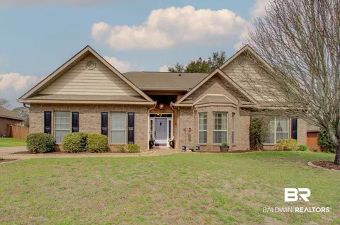 6104 Southbend Dr, Mobile, AL 36619