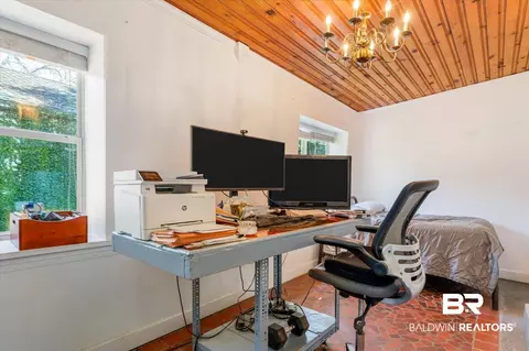 101 Houston St, Mobile, AL 36606 photo 24