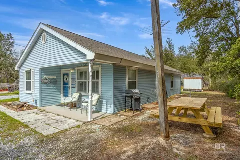 1576 Jackson Ct, Gulf Shores, AL 36542