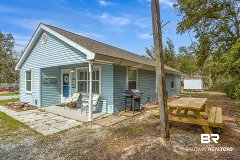 1576 Jackson Ct, Gulf Shores, AL 36542
