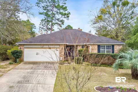110 Boosketuh Cir, Daphne, AL 36526