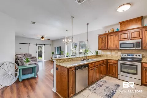 773 Wesley Ave, Mobile, AL 36609 photo 5