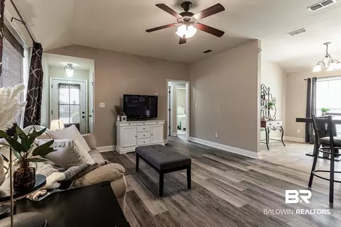 8960 N Spring Grv, Mobile, AL 36695 photo 4