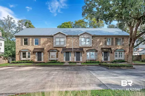 359 S Mobile St #A, Fairhope, AL 36532