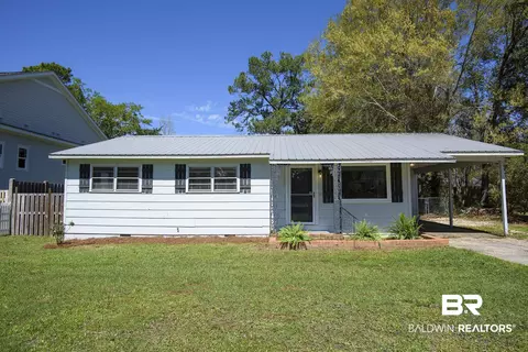 651 Morphy Ave, Fairhope, AL 36532