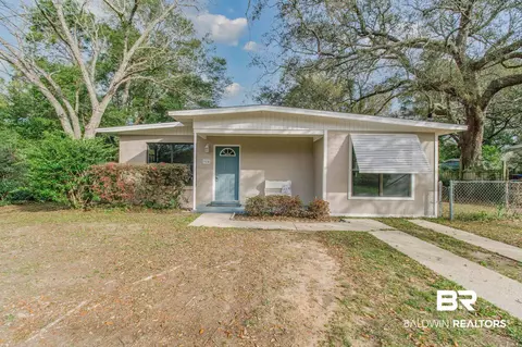 914 Clearview Ave, Pensacola, FL 32505