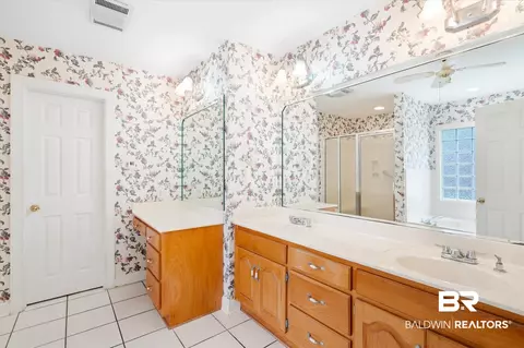 537 E Breckenridge Dr, Mobile, AL 36608 photo 12