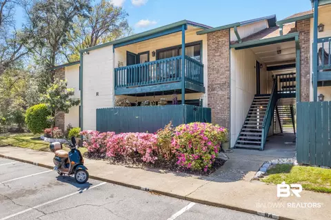 2299 Scenic Hwy #R1, Pensacola, FL 32503